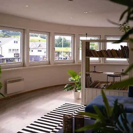 호텔 Fugl Fonix Etnesjoen